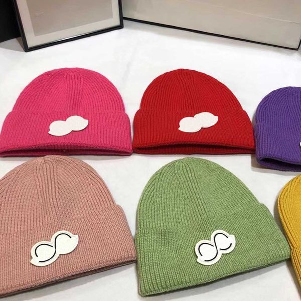 Cappello da uomo di lusso firmato Beanie 100% cashmere Lettera cappelli lavorati a maglia Uomo Donna Teschio Inverno Fagiolo caldo autunno berretto di lana di alta qualità