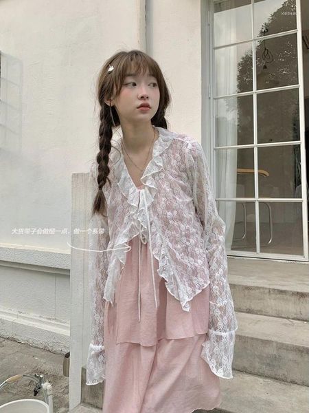 Damenblusen, japanisches Kawai-Spitzenhemd, süßes Lolita-Mädchen, weiße Chiffon-Schleife, Verband, Puffärmel, Rüschenbluse für Damen