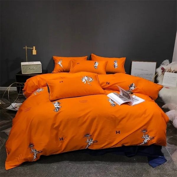 Sets aus 100 % Baumwolle, leuchtend orangefarbenes Bettwäsche-Set, 4-teilig, Cupid HD-Digitaldruck, Bettbezüge-Sets, 60er-Jahre-Satin-Bettwäsche, Doppelbett, Queen-Size-Bett, Laken T