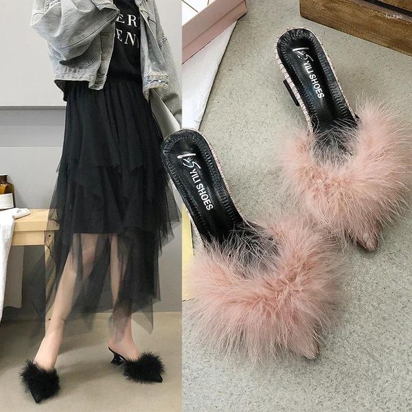 Sapatos de vestido 2024 verão apontou metade chinelos mulheres moda coreana pelúcia saltos altos e atacado irregular para