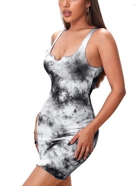 Vestidos casuais exibam seu estilo com nosso vestido feminino sem mangas tie-dye bodycon – perfeito para o verão, look sexy com este decote baixo canelado