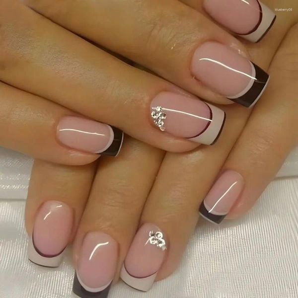 Unhas Falsas 24 pcs Curto Quadrado Francês Amor Folha Flores Brancas Preto Falso Cobertura Completa Imprensa em Dicas de Unhas