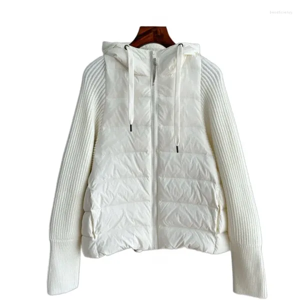 Jaquetas femininas para baixo jaqueta gola com capuz curto versão magro ajuste cor sólida zíper design quente e confortável outono/inverno 2024