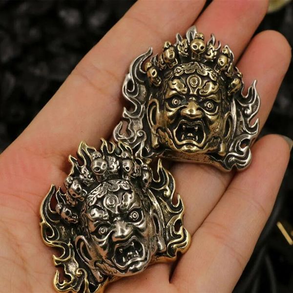 Zubehör 1 Stück MAHAKALA TIBETAN BUDDHIST ALTAR Biker Wallet Chain Connector Concho aus massivem Messing für die Herstellung von Taschen228f