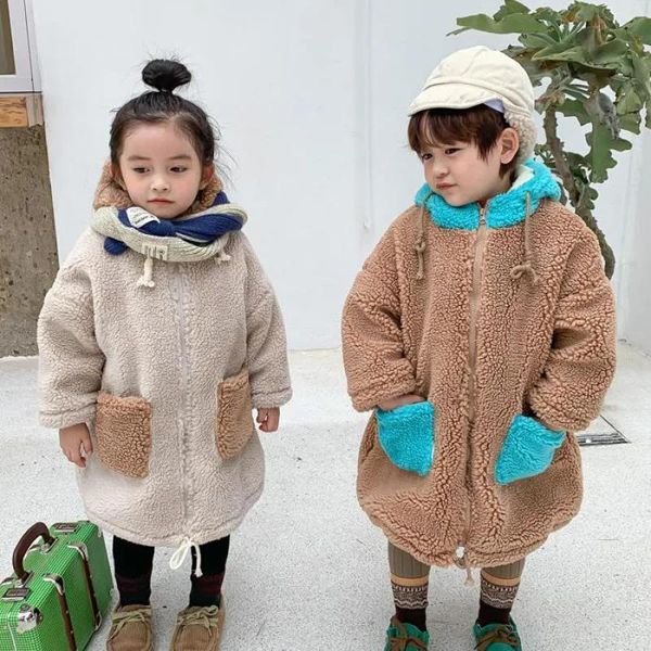 Casaco moda bebê menina jaqueta de inverno mais veludo grosso da criança criança quente ovelhas como casaco de lã do bebê menino casaco meninas roupas 16 ano lj2