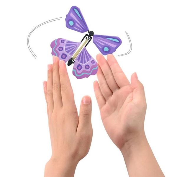 Giocattoli Spedizione gratuita Farfalla volante magica Può volare Simulazione di farfalla Farfalle volanti bambino Gusto del giocattolo di creatività Nuovo regalo esotico