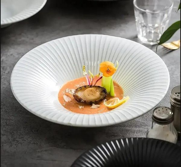 Borden Japanse keramische saladeplaat strohoed restaurant hoofdgerecht huis keuken effen kleur lamian noedels kom servies