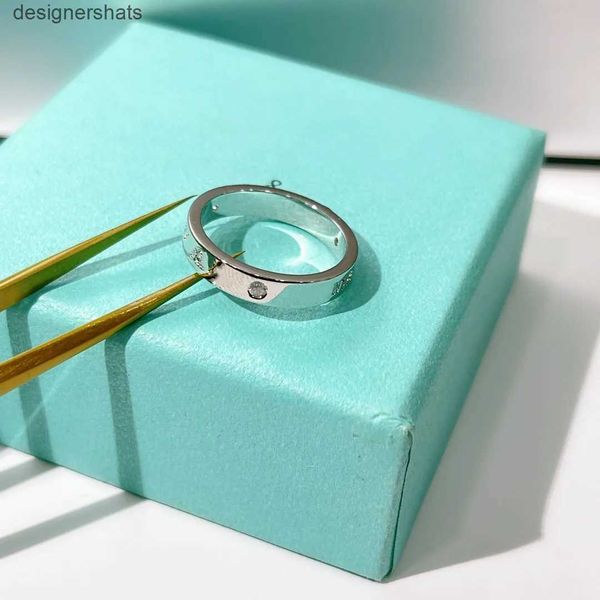 Designer anel para mulheres com caixa designers luxos casal jóias moda homens e mulheres clássico três anéis de diamante 2 estilos presente de aniversário prata ouro versátil