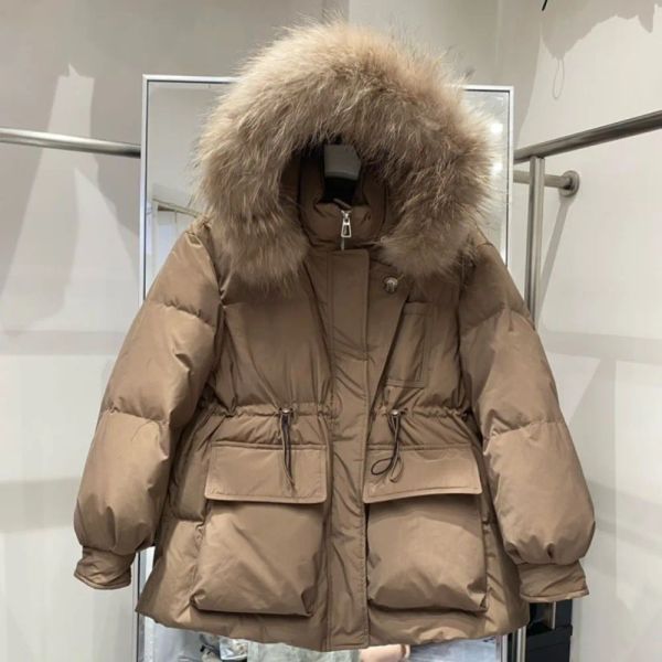 2023 neue Europäische Weibliche Mode Lose Unten Mantel Winter Frauen Casual Dicke Warme Mit Kapuze Parka Oberbekleidung mit Waschbären Pelz