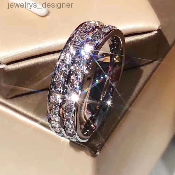 Designer Love Ring 2024Luxurys Fashion Designers Mulheres Doublelayer Full Diamond Mostra Temperamento Luz Simples Requintada Personalizada e Versátil Ajustável