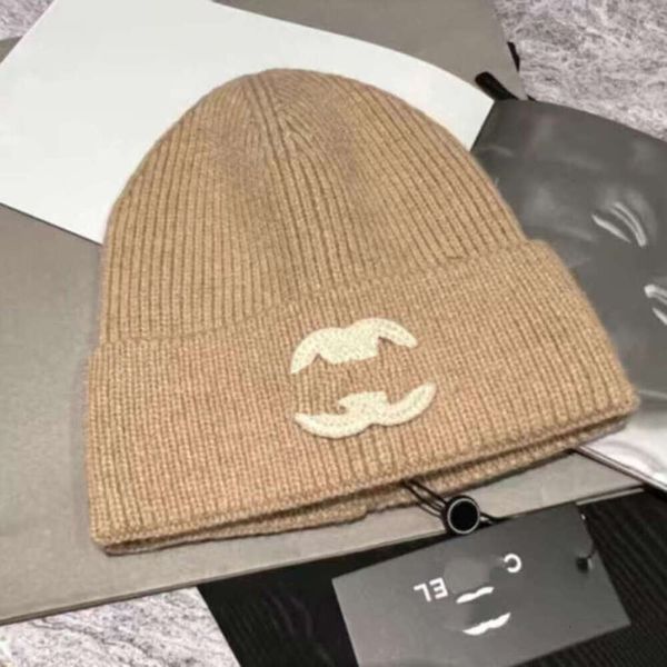 Chapéu de inverno Designer Bucket Beanie Chapéus Marca CH Quente Curlywigs Cap Bonnet Mens Caps Homens Mulheres Carta CC Feminino Senhoras Menino Menina Lã Headgear EJZJ