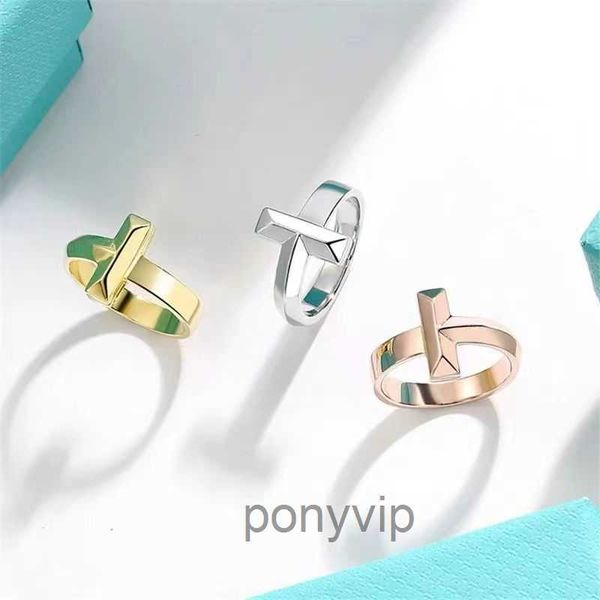 Luxurys Designers Anelli da uomo e da donna Ampio anello in argento sterling in oro rosa 18 carati Coppia regalo di San Valentino GBKM