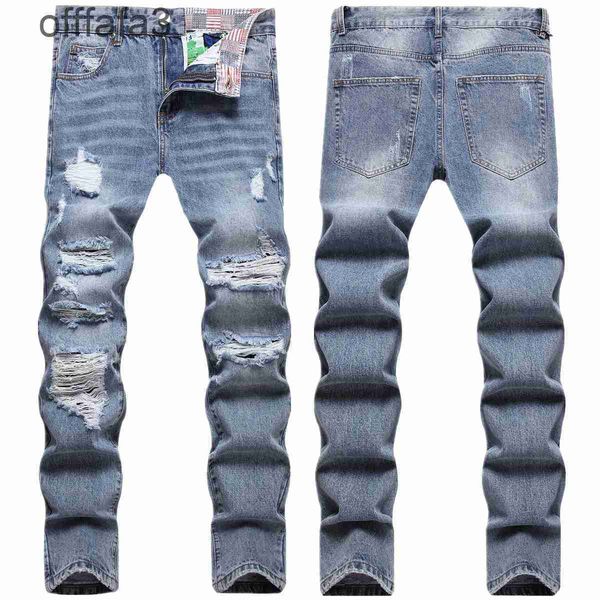 Lila Jeans Herrenhose Zerfetzte Herrenmode Persönlichkeit Schlanke kleine Füße große Männer