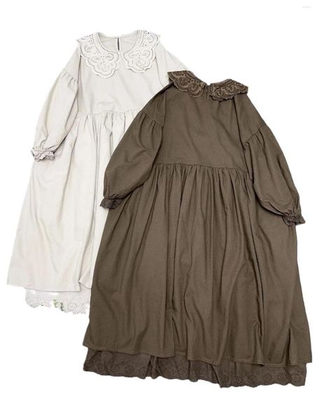 Lässige Kleider Japanischer literarischer Stil Süßes Puppenhals-loses Taillen-Ziehkleid Herbst im Damen-Spitzenrüschen-Bottom-Midi-Robe