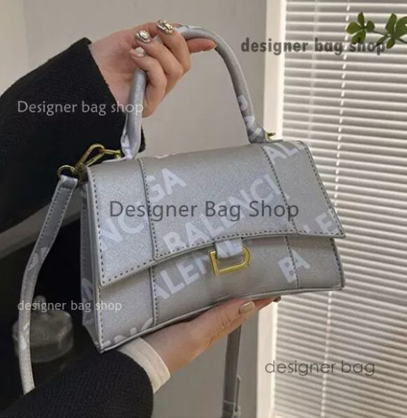 Tasarımcı Çanta Moda Tasarım PU Deri Crossbody Çantalar Kadınlar İçin Lüks Koreli Versiyon Basit Omuz Çantası Kadın Çanta ve Çanta B2325