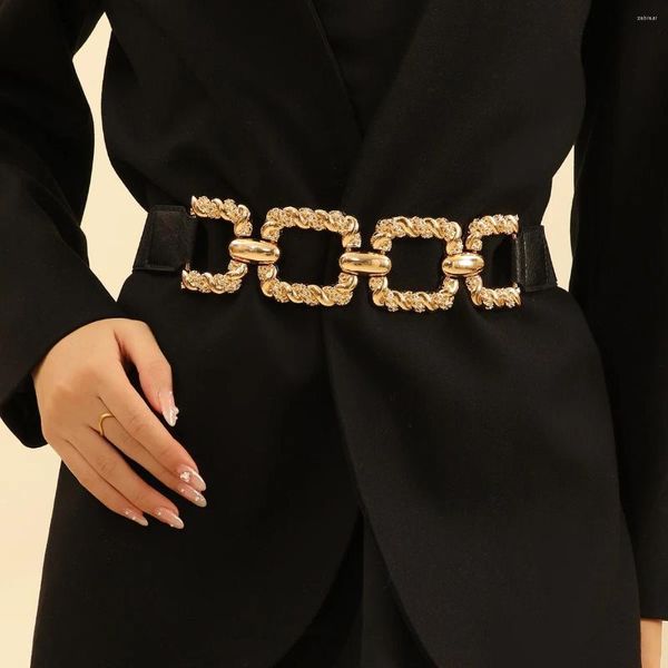 Cinture Cintura in metallo di moda con catena spessa per donna Cappotto abbinato Gonna in maglione Decorazione di lusso Elastico in vita Sigillo con fibbia in oro Marchio