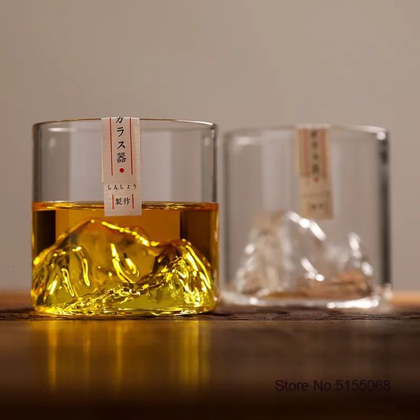 Giappone 3D Mountain Whiskey Glass Glacier Old Fashioned Whiskey Rock Bicchieri Bicchiere da whisky Confezione regalo in legno Tazza di vodka Bicchiere da vino 240104