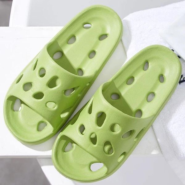Тапочки, женские полые сандалии для ванной комнаты, шлепанцы, летняя обувь из ЭВА для мужчин, мягкие нескользящие шлепанцы для дома