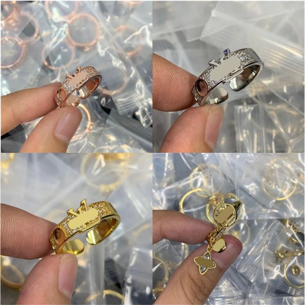 LouVuittos Fedi nuziali di design di lusso per donne Coppia Gioielli di fidanzamento Regalo per feste Apertura Anello in argento 925 Oro Smalto di alta qualità Placcato oro Regolabile