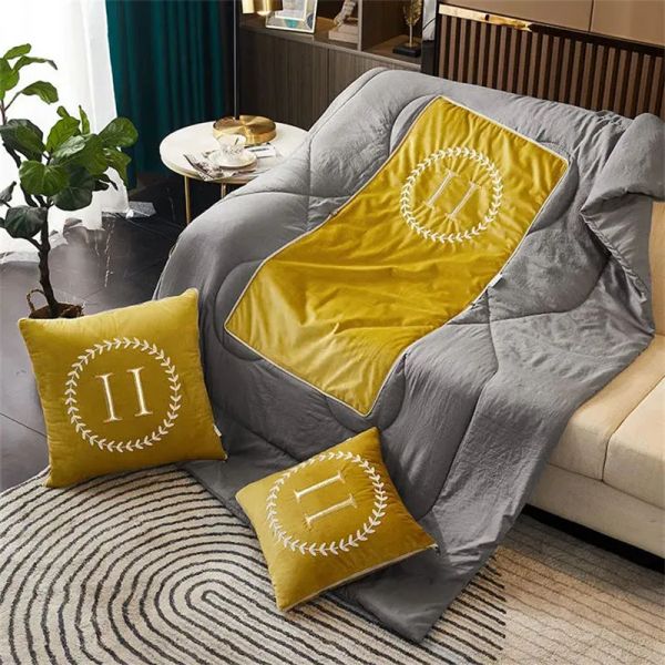 Almofada de luxo de travesseiro decorativo Estilo nórdico feminino travesseiro feminino Moda SofA Decoração de carro masculino Sofá traseiro Pillow Air Conditioning Quilt