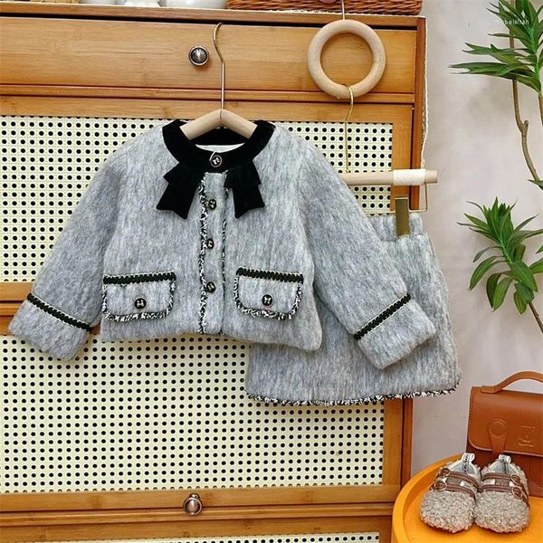 Conjuntos de roupas Final Outono Meninas 2 Pcs Set Criança Casaco Saia Crianças Terno Bebê Roupas Quentes Crianças Moda Faux Fur Algodão Acolchoado 2-7Y