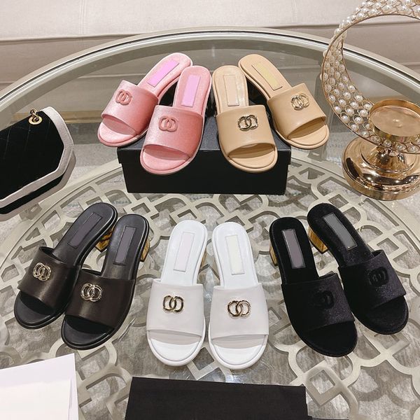 Velvet Designer Sandals Lexury Mula Lules Slippers Slides femininos Flip Flip Flop letra Slipper Women Summer praia Slide