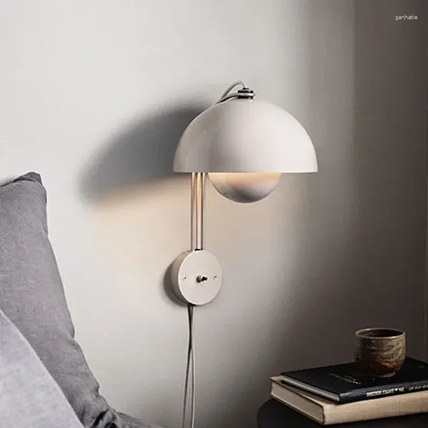 Lampada da parete moderna LED bocciolo di fiore luce funghi applique creativo Macaron interruttore comodino notte apparecchio di illuminazione per camera da letto