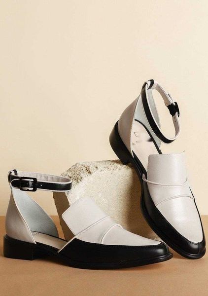 Женские сандалии с открытой пряжкой в стиле пэчворк, большие размеры 40-43, женские сандалии с закрытым носком, туфли на каблуке-щенке
