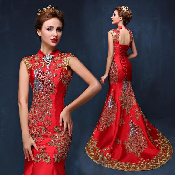 Abbigliamento cinese d'oltremare di lusso blu rosso ricamato abito da sera cinese lungo cheongsam sposa matrimonio Qipao sirena abiti da ospite Orienta