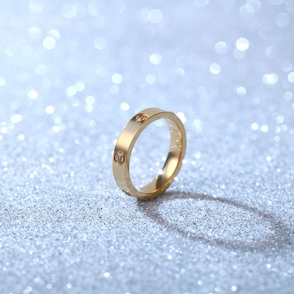 ringd Seis anéis de aço titânio com diamantes para homens e mulheres temperamento elegante joias de aço inoxidável incrustadas com diamantes tamanho personalizado 4 mm 5 mm