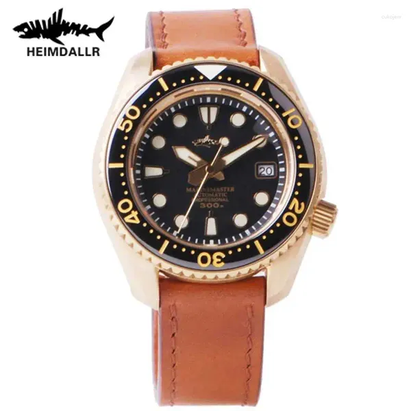 Armbanduhren HEIMDALLR Herren Bronzegehäuse Uhr SDBX Saphirleder 300 m wasserdicht Taucher Japan NH35 Automatische mechanische Uhren