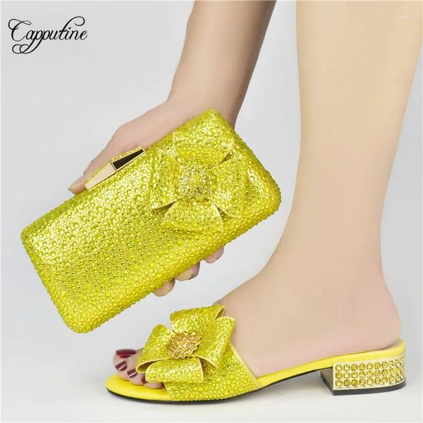 Sapatos de vestido amarelo e bolsa conjunto para mulher senhoras africanas chinelos combinando com bolsa verão saltos médios pantoufle femme 09-1