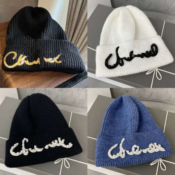 Designer Beanie Hat Balde Chapéus de Inverno Marca CH Quente Curlywigs Cap Bonnet Mens Caps Homens Mulheres CC Carta Feminino Senhoras Sunshade Boy Girl Wool Headgear JHQ2