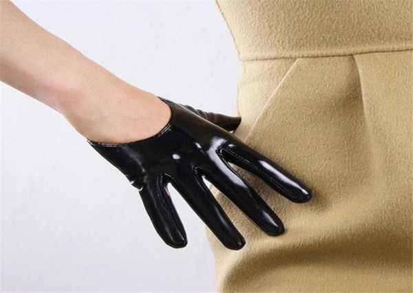 Fingerlose Handschuhe aus Lackleder für Damen, ultrakurz, 13 cm, Nachahmung von Echtleder, helles Schwarz, ungefüttert, Fäustlinge im französischen Stil, für Damen PU188385172