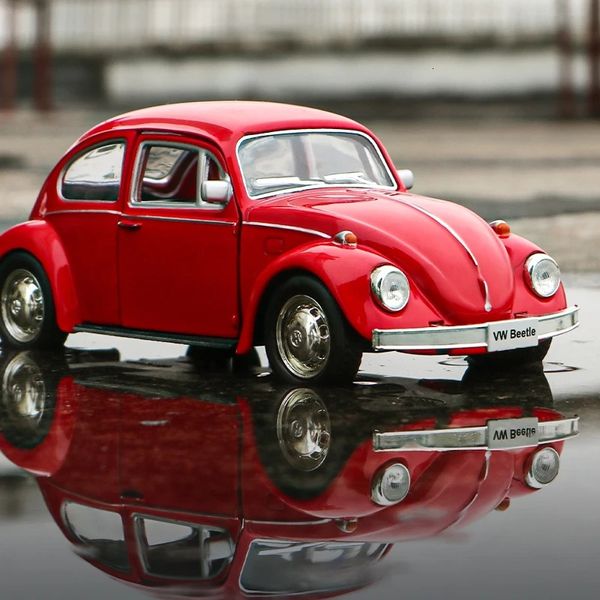 Simülasyon Zarif Diecasts Oyuncak Araçları 1967 Retro Klasik Beetle RMZ City 1 36 Alaşım Koleksiyon Modeli Araba Noel Hediyeleri 240104