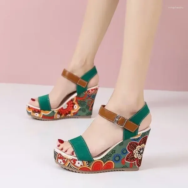 Sandali da donna con zeppa estiva retrò con stampa floreale etnica con plateau, casual con fibbia alla caviglia, comode scarpe con tacco alto da festa