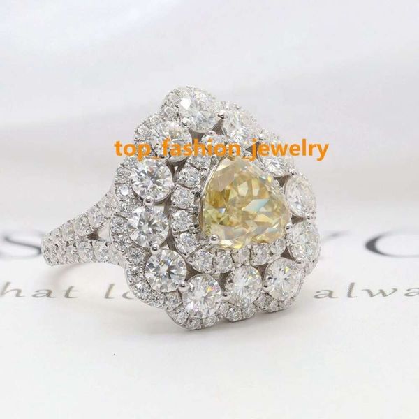 Muhteşem Moissanite Yüzük Silver925 Sarı Renk 9x9mm 3Ct Kalp Kesim Moissanit Elmas Halo Ring Düğün Partisi Takı