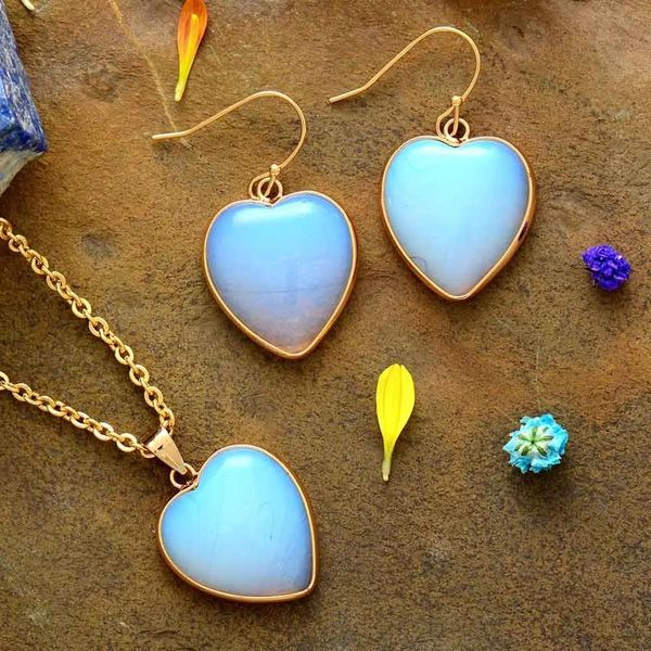 Halsketten Naturstein Herzform Halskette Ohrring Set Opal vergoldet Schmucksets Klassisch Elegant Damen Jubiläumsschmuck
