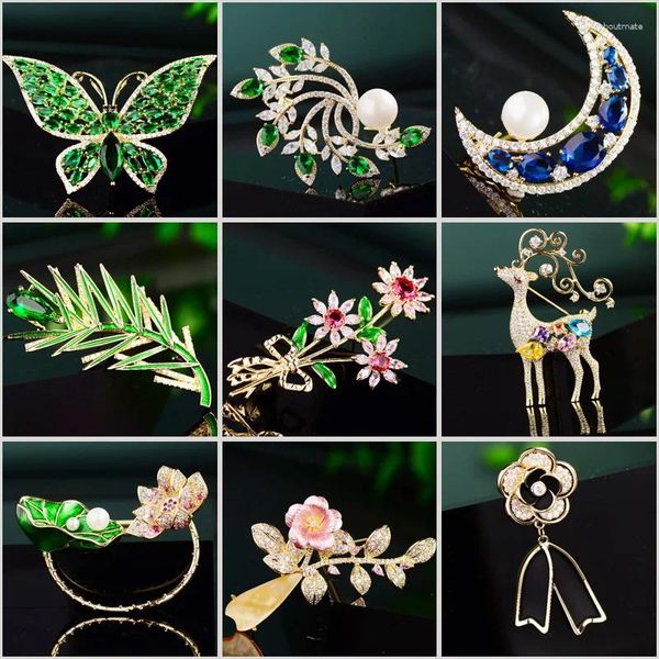 Spille di lusso zirconi cubici per le donne Moda Fiore Animale Farfalla Luna Delfino Spilla Spille Accessori Corpetto Broche