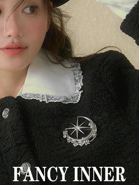 Spille 2024 Spilla vintage Star Moon Hollow Punk Rose Flower Strass Colore argento Accessori per cappotto in metallo per le donne