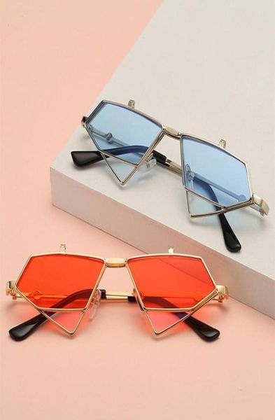 Sonnenbrille 1PC Steampunk Flip Up Männer Frauen Vintage Metallrahmen Dreieck Sonnenbrille Brillen Uv400 Unisex Brillen Fahrerbrille5640521