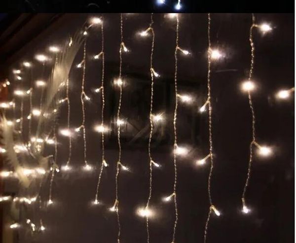 Riesige lange 20 m lange 600 LEDs Eiszapfen-Vorhang-Lichterkette für Weihnachtsfeier, 8 Blitzmodi + 220 V Netzstecker + Display-Controller + Endstecker