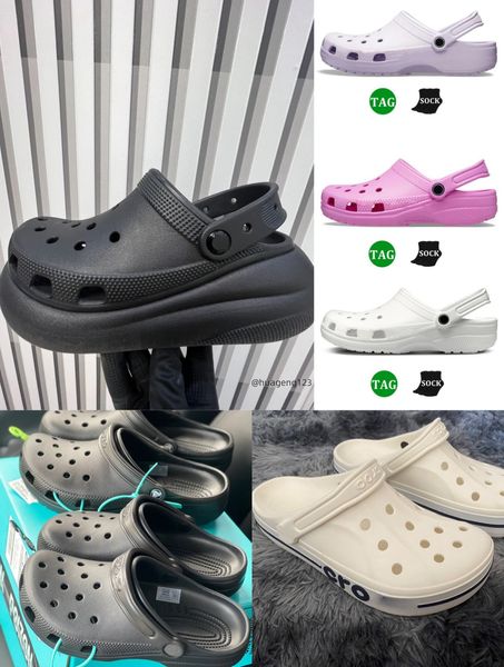 Crocodile Cocumber Clog Triple Nero Bianco Rosa Blu navy Marrone Sandali stile stella universitari Pantofole Croos Sasquatch Pantofola con fibbia per ospedale infermieristico