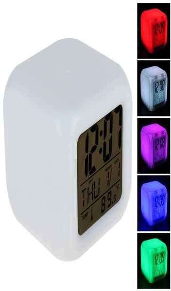 luci notturne Cubo colorato luminoso 7 colori a LED che cambiano sveglia digitale con visualizzazione della temperatura della settimana, della data e dell'ora8891276