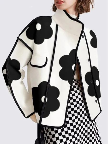 Giacca da donna con colletto alla coreana a pannelli con stampa floreale Giacca a maniche lunghe con bottoni ricoperti Cappotto da donna Autunno Inverno Street Lady 240104