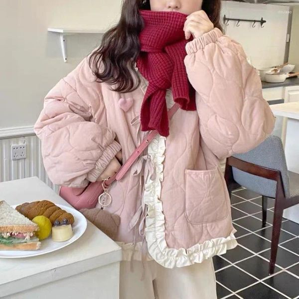 Женские плащи, розовая милая куртка с рюшами и кружевной окантовкой, с v-образным вырезом для девочек, студентов, стеганое хлопковое зимнее стеганое пальто, японские парки Kawaii