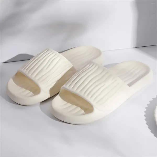 Sandalen Hausschuhe für den Sommer, modisch, rutschfest, bequem, atmungsaktiv, einfarbig, für den Innenbereich, Flip-Flops, lässig, Badezimmer-Slipper