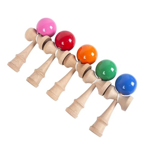 Competizione sportiva all'aria aperta per adulti per bambini Abilità con la palla Esercizio Coordinazione occhio-mano Giocattolo Palla Kendama in legno giapponese Giocattoli 240105