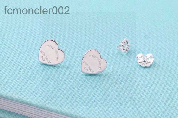 Collane con ciondolo Mini orecchini a forma di cuore in argento Miscela di metallo puro Taglia piccola Tre opzioni di colore 1l5q Kh58 SNZN