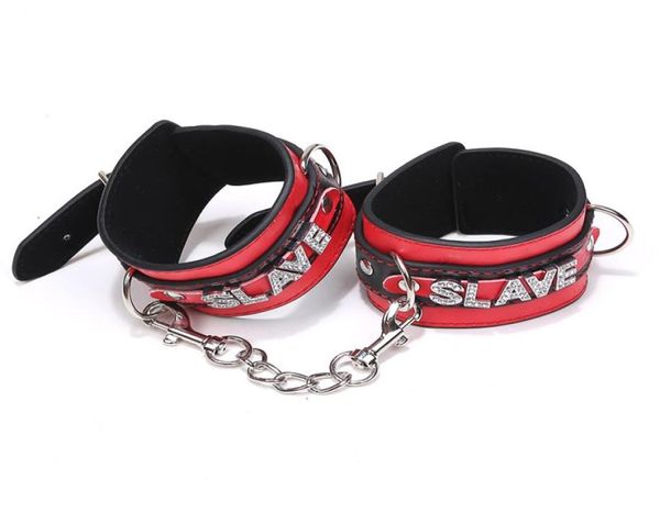 Diamante Bondage Cuff Tornozelo Algemas de Pulso Linda Cor Vermelha Algemas de Couro com Escravo Letras de Diamante Adulto BDSM Jogo Restrição9567779